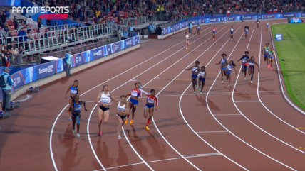 Repasa la carrera que hizo el equipo chileno del relevo 4x100 femenino