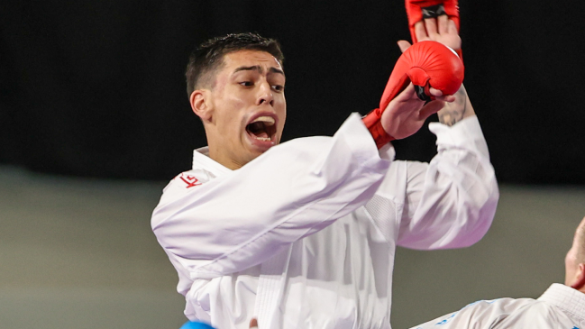 Tomás Freire cerró la gran actuación del karate chileno en Santiago 2023 con una plata