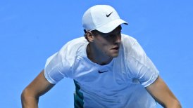 Jannik Sinner doblegó a Stefanos Tsitsipas en el arranque de las Finales ATP de Turín