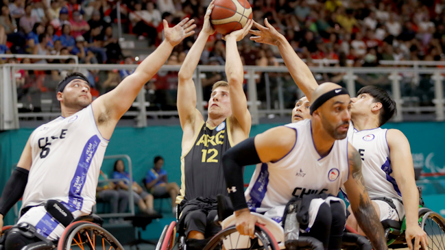 Chile cayó ante Argentina y deberá jugarse el tercer puesto de su grupo en el baloncesto en silla de ruedas