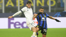 El Inter de Alexis protagonizó pobre empate con Real Sociedad y avanzó como segundo a octavos de final