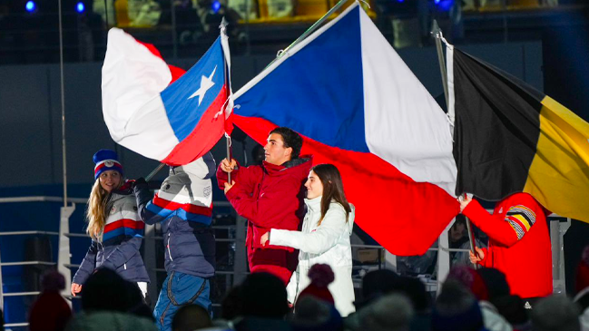 Team Chile desfiló en la inauguración de los Juegos Olímpicos de Invierno de la Juventud