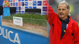 Carvallo criticó el sintético del nuevo San Carlos: El gran fútbol se juega en pasto natural
