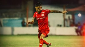 Charles Aránguiz vio acción en caída de Inter de Porto Alegre en el Torneo Gaucho