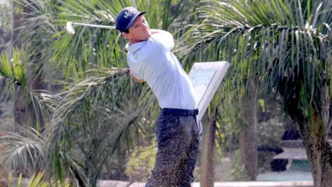 Matías Domínguez también logró soberbia marca para el golf chileno