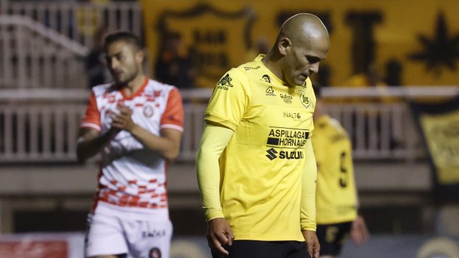 San Luis fue vapuleado por Deportes Limache en el Ascenso
