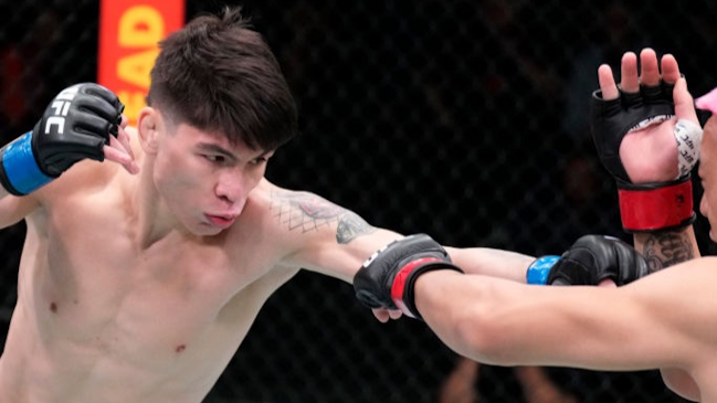 UFC Vegas 90: Ignacio Bahamondes cumplió con éxito el pesaje para su pelea con Christos Giagos