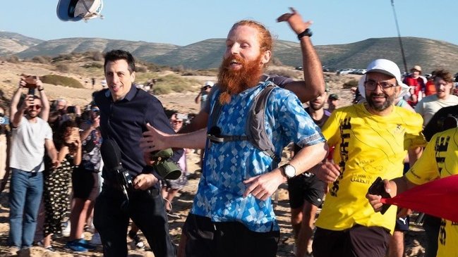 Ultramaratonista británico demoró 352 días en recorrer África por motivos solidarios
