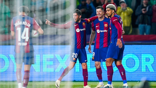 FC Barcelona se impuso en vibrante encuentro a Valencia en inspirada jornada de Lewandowski