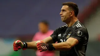 La polémica celebración de Emiliano Martínez en el avance de Argentina a la final de la Copa América