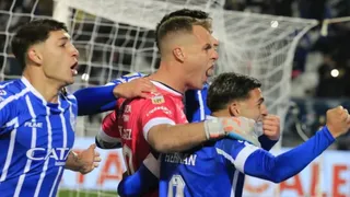 ¡A lo Chilavert! Arquero Diego Rodríguez anotó gol de penal para Godoy Cruz ante Boca Juniors