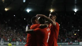 Arturo Vidal amplió la ventaja de la Roja ante Honduras con un impecable lanzamiento penal