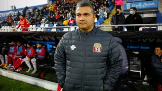 Curicó Unido sorprende y trae de vuelta a Damián Muñoz en la Primera B