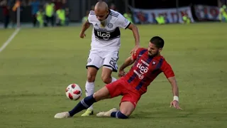 Olimpia viajó a Chile para jugar ante la U de Conce con plantel estelar