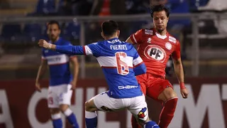 U. Católica sacó pasajes a las semifinales de la Copa Chile al derrotar sobre la hora a La Calera