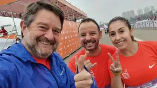 Gobernador Orrego hizo un llamado a informarse a conductores por cortes en Santiago por Maratón