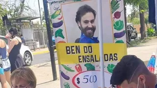 “Ben-do ensaladas”: La imagen viral de Brereton en un local callejero