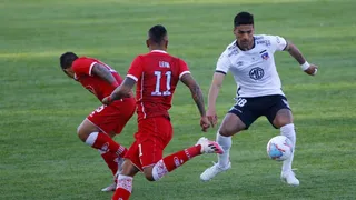 Colo Colo sigue sin ganar y se mantuvo en la parte baja tras empate con La Calera