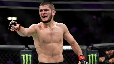 Khabib Nurmagomedov fue invitado a jugar fútbol profesional