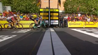 Wout Van Aert se adjudicó la décima etapa del Tour