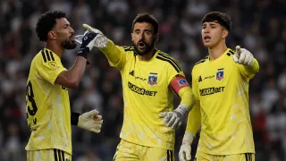 Se acerca el esperado regreso: la fecha que maneja Colo Colo tras grave lesión