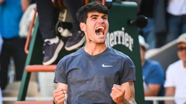 Carlos Alcaraz conquistó su primer Roland Garros tras furiosa reacción ante Alexander Zverev