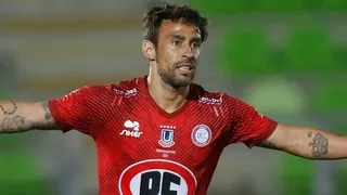 Medio mexicano afirmó que Necaxa se interesó en fichar a Jorge Valdivia