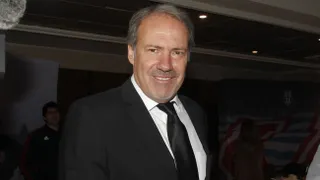 Sergio Vargas: La pasión de los hinchas de la U tiene que reflejarse en el estilo futbolístico