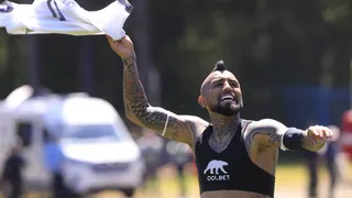 Hay Rey para rato: Colo Colo extenderá el vínculo con Arturo Vidal