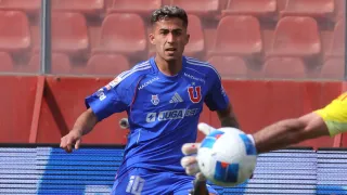 Lucas Assadi golpea la mesa: esto exige para seguir en la U de Chile