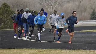 Carlos Díaz se colgó la medalla de bronce en los 5.000 metros del Bryan Clay Invitational