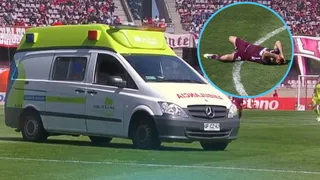 Dramático: Jugador de La Serena salió en ambulancia en duelo ante U de Chile