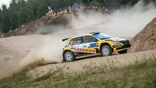 Emilio Fernández terminó en el Top 10 tras la primera etapa del Rally de Estonia
