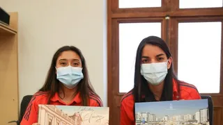 Plantel femenino de U. de Chile visitó la casa de estudios y se reunió con rector Ennio Vivaldi