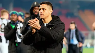 ¿Fue un adiós? Ovación y lienzo para Alexis Sánchez en el último partido de la temporada de Udinese