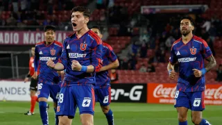 ¡Billetera en cero! El drástico plan de la U para fichar y la primera salida
