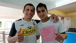 Emilio Hernández y Emiliano Vecchio se pusieron la camiseta de Colo Colo