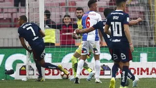 La U de Caputto logró un dramático triunfo sobre Antofagasta y abandonó la zona de descenso