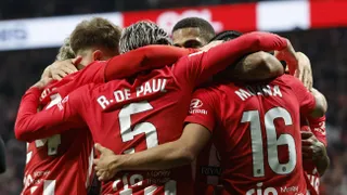 Atlético de Madrid frenó a Valencia y desplazó a FC Barcelona