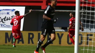 Ñublense le hizo vivir una pesadilla a Colo Colo en el “Nelson Oyarzún”