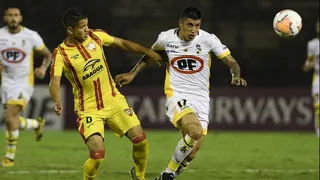 Jugador de Aragua se avivó y jugó dos minutos tras ser expulsado
