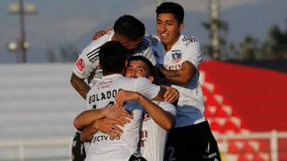 Colo Colo venció a un aguerrido Palestino, pero la llave quedó abierta en cuartos de Copa Chile