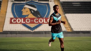 Boom Vozinha: futbolista nigeriano pide siete días de prueba en Colo Colo 