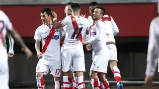 Tropezó el líder y el Superclásico fue polémico: Las postales de la fecha 21 del Campeonato