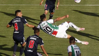 ¡Una joya! La tremenda tijera de Luis Jiménez para dar la ventaja a Palestino ante la U