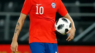 ¡Bombazo chileno! Ex “10” de La Roja refuerza a equipo que humilló a Colo Colo