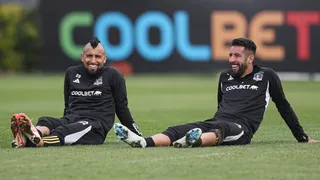 Arturo Vidal y Mauricio Isla se propusieron hacer historia con Colo Colo ante River Plate
