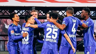 Charles Aránguiz volvió a las canchas en sólido triunfo de Bayer Leverkusen