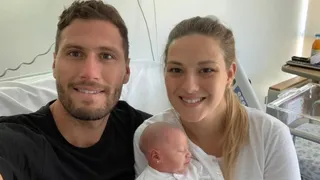 Universidad Católica felicitó a Germán Lanaro por el nacimiento de su hija Lola