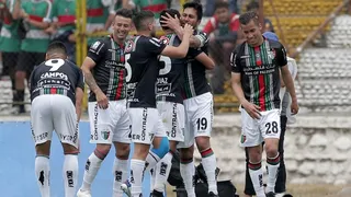 Palestino regresó al triunfo con una paliza a Deportes Iquique en La Cisterna
